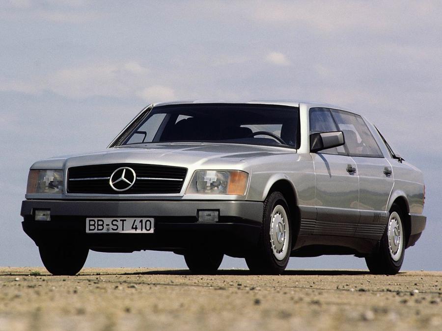  Mercedes-Benz Auto 2000 Concept 1981 года  (фото 1 из 12)